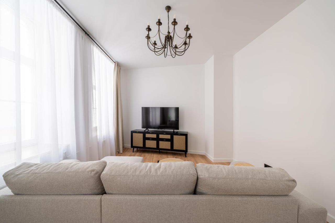 Spacious 1-Bedroom Apartment In The Heart Of Old Town Riga Kültér fotó
