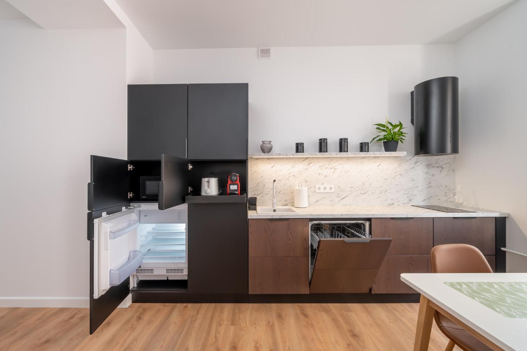 Spacious 1-Bedroom Apartment In The Heart Of Old Town Riga Kültér fotó